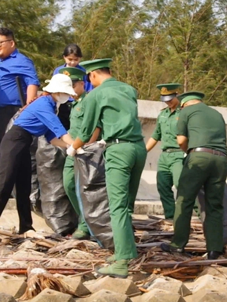 Lan tỏa tinh thần yêu nước từ chương trình 'Tháng 3 biên giới'