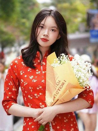 Từ câu hỏi 'vì sao' đến công bố quốc tế về AI của nữ sinh Bách khoa