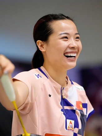 Nguyễn Thùy Linh thắng kịch tính tay vợt hạng 17 thế giới tại Pháp