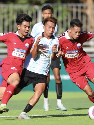 Chuyến tàu muộn đáng nhớ của Cường 'Van Dijk' cùng Trường ĐH Thủy lợi