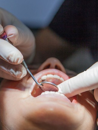 Những điều cần biết về chăm sóc răng miệng cho bệnh nhân ung thư