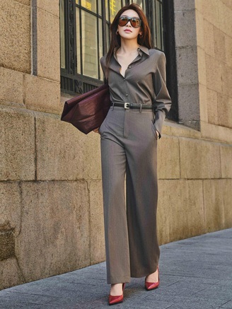 Thanh lịch nơi công sở mùa hè: Mát mẻ nhưng vẫn chuẩn gu