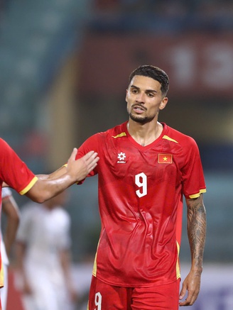 Lịch thi đấu đội tuyển Việt Nam - Malaysia mới nhất sau trận thắng đậm Bangladesh: Tiếp tục bùng nổ?