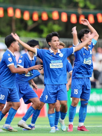 Đội bóng Trường ĐH Nha Trang: Lan tỏa tinh thần đoàn kết, cao thượng