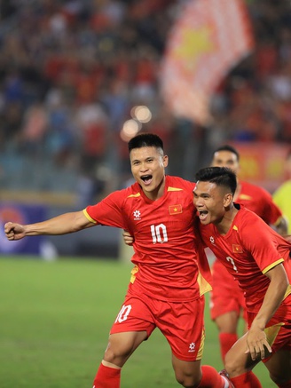 Đội tuyển Việt Nam 3-0 Bangladesh: Màn chạy đà hoàn hảo
