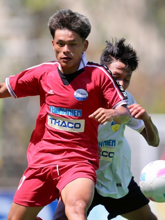 Trường ĐH Thủy lợi sẽ đá vì màu cờ sắc áo sinh viên Việt Nam