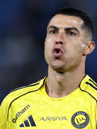 Ronaldo rời Ả Rập Xê Út để điều trị chấn thương, Al Nassr và đội tuyển Bồ Đào Nha thấp thỏm