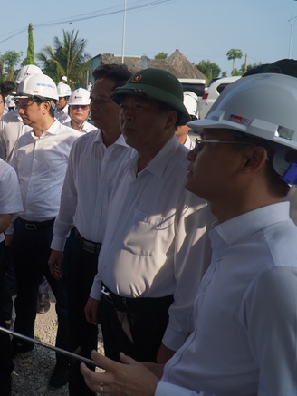 Ưu tiên cát cho cao tốc TP.HCM - Trung Lương - Mỹ Thuận