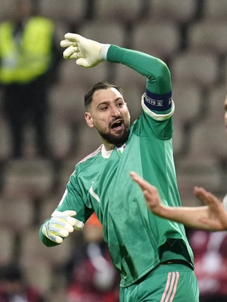 Bóng đá Ý có biến động vì mất suất dự World Cup, HLV Gattuso bất ngờ được giữ ghế