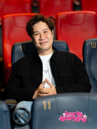 'Song hỷ lâm nguy' gặp 'nguy', đạo diễn nói gì?