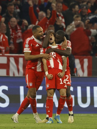 Bayern Munich 'đá văng' Real Madrid theo kịch bản không tưởng, Arsenal cực bản lĩnh loại Sporting Lisbon