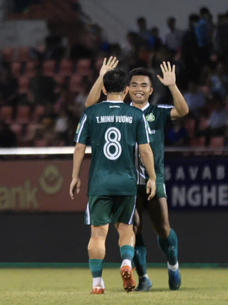 Minh Vương tỏa sáng, Trường Tươi Đồng Nai thắng đậm Quảng Ninh: Lại cho Bắc Ninh ‘hít khói’