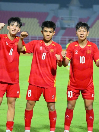 AI nghiêng hẳn chiến thắng cho U.17 Việt Nam, HLV  Roland không chủ quan khi tái đấu U.17 Malaysia