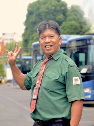 Đi xe buýt ở TP.HCM không nên bỏ qua 4 lưu ý này...
