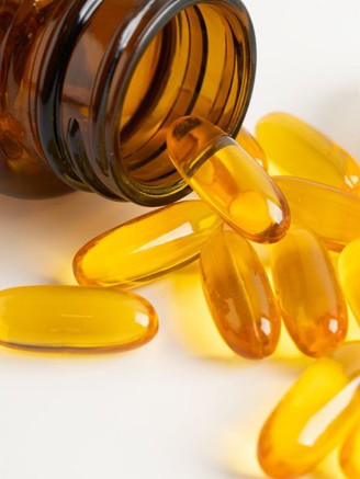 Dầu cá omega-3 có thực sự giúp chữa khô mắt?