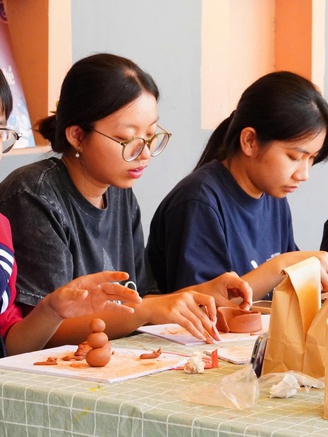 Đưa gốm Bàu Trúc bước vào đời sống hiện đại