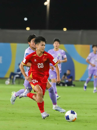 Bảng xếp hạng U.17 châu Á mới nhất: U.17 Việt Nam đứng nhì sau Hàn Quốc, cửa dự World Cup vẫn sáng