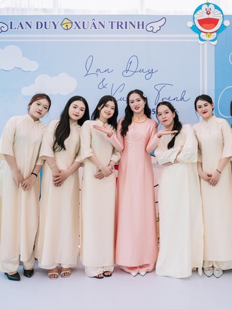 Cô dâu trang trí lễ đính hôn phong cách Doraemon gây chú ý vì quá dễ thương