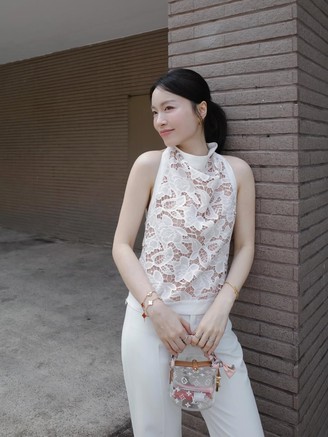 Xu hướng mùa hè gọi tên những bản phối nhẹ nhàng cùng vải ren