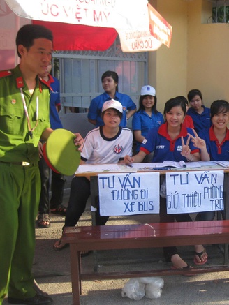 Ký ức dưới cơn mưa năm 2010 theo nam đại úy suốt cả thanh xuân