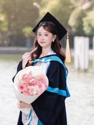 Xinh đẹp và giỏi giang, nữ sinh tốt nghiệp trước hạn với GPA tuyệt đối