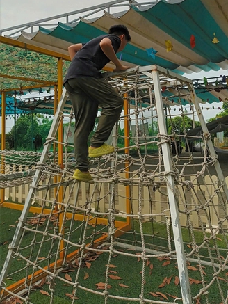 Con nghỉ hè, học gì và chơi ở đâu? Nhiều trại hè kỹ năng đã mở đăng ký