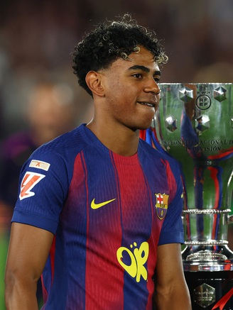 HLV đội tuyển Tây Ban Nha bất ngờ hé lộ thời điểm Yamal trình làng World Cup 2026