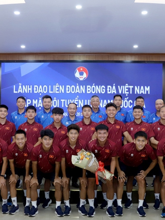 U.19 Việt Nam chưa đủ lực lượng do cầu thủ bận thi tốt nghiệp THPT