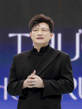 Dược sĩ Tiến: Từng tâm cơ để gây chú ý trong showbiz
