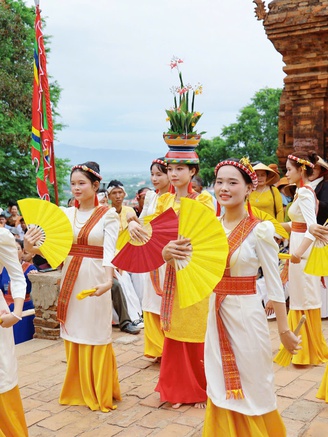 Khánh Hòa đăng cai Ngày hội văn hóa Chăm toàn quốc lần thứ 6