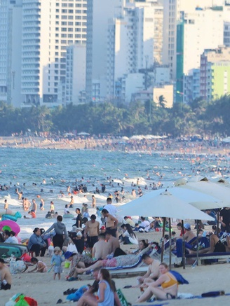 Đón hơn 1,5 triệu lượt khách, Khánh Hoà thắng lớn kỳ nghỉ lễ