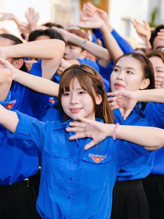 Tiếp tục là ngọn cờ tiên phong dẫn dắt thế hệ trẻ làm chủ kỷ nguyên mới
