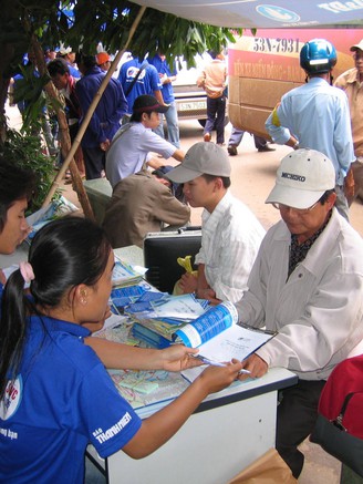 Người 'nhạc trưởng' 11 năm cùng sĩ tử vượt vũ môn