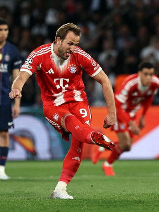 Bayern chống lại lịch sử