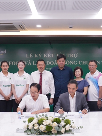 Nutifood tài trợ khủng 9,3 tỉ đồng, cú hích lớn đưa bóng chuyền nữ TP.HCM trở lại đỉnh cao