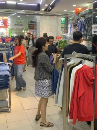 Người trẻ chi tiêu gì nhiều nhất trong tháng?