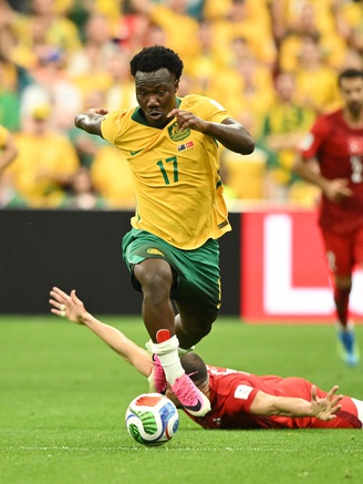 Úc phá dớp ngoạn mục tại World Cup, thắng Thổ Nhĩ Kỳ 2-0: Ngôi sao trẻ làm điều cực khó tin