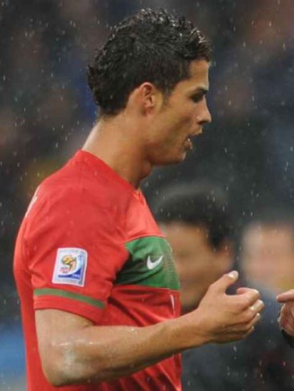 Thầy ruột một thời của Ronaldo lập kỷ lục dự World Cup lần thứ 5 liên tiếp