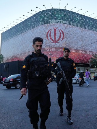 Tranh cãi quanh thỏa thuận Mỹ - Iran