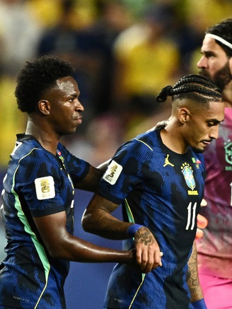 Đội tuyển Brazil cập nhật chấn thương của Raphinha, HLV Ancelotti cực kỳ đau đầu: Thay bằng Neymar chăng?
