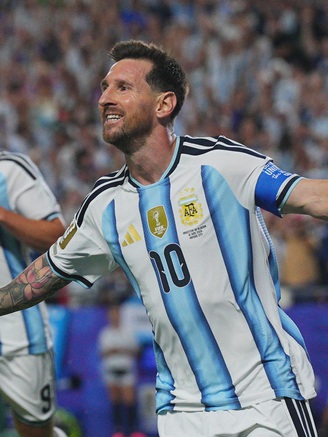 Đại sứ Argentina tại Việt Nam: 'Messi vẫn ấn tượng, nhưng khiêm tốn là không thừa'