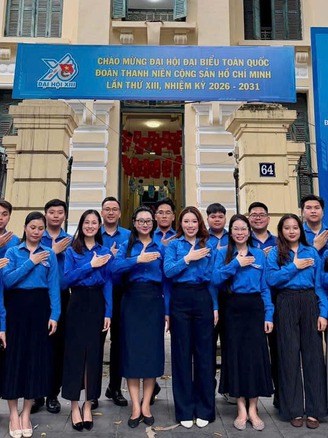 Hà Nội rực sắc xanh tuổi trẻ hướng về Đại hội Đoàn toàn quốc