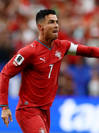 Bồ Đào Nha 5-0 Uzbekistan, bảng K World Cup 2026: Messi gọi, Ronaldo trả lời