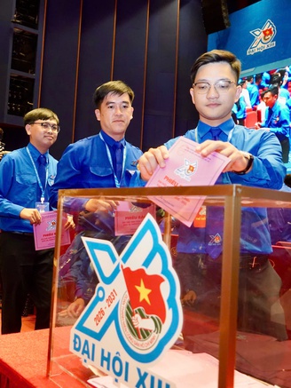 Bầu nhân sự vào Ban Chấp hành T.Ư Đoàn khóa XIII