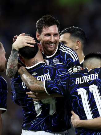 Di Maria chọn Messi hay hơn Ronaldo: Khác biệt nằm ở đâu? 
