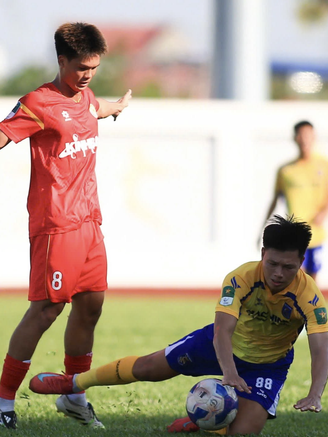 Hà Đức Chinh lập công, đội của cố vấn Park vẫn vấp ngã trước trận play-off: Trường Tươi Đồng Nai cũng thua