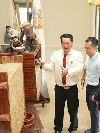 Nhà triển lãm nước mắm kể chuyện văn hóa Việt