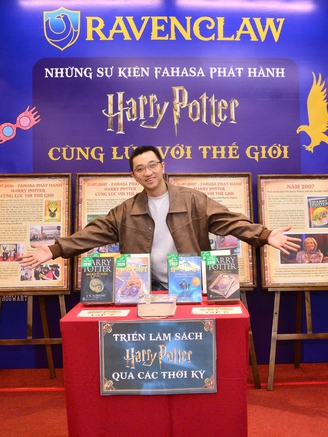 'Harry Potter' do họa sĩ Việt vẽ bìa ra mắt bằng 34 ngôn ngữ