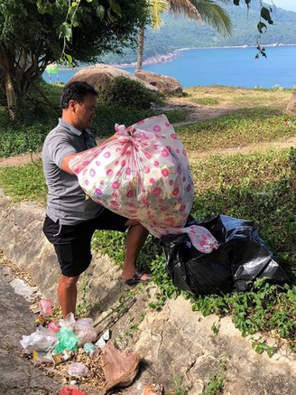 Người giữ màu xanh Sơn Trà