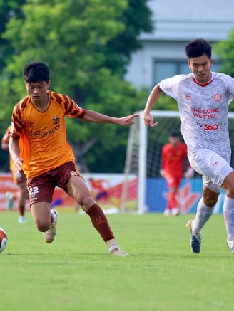 U.21 Thể Công Viettel thắng thuyết phục U.21 HAGL, chủ nhà PVF-CAND hạ kịch tính U.21 TP.HCM
